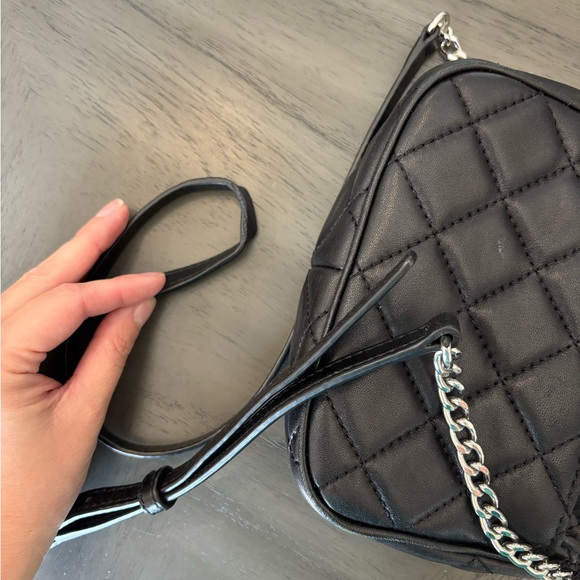 Michael Kors Crossbody - Picture 4 of 4